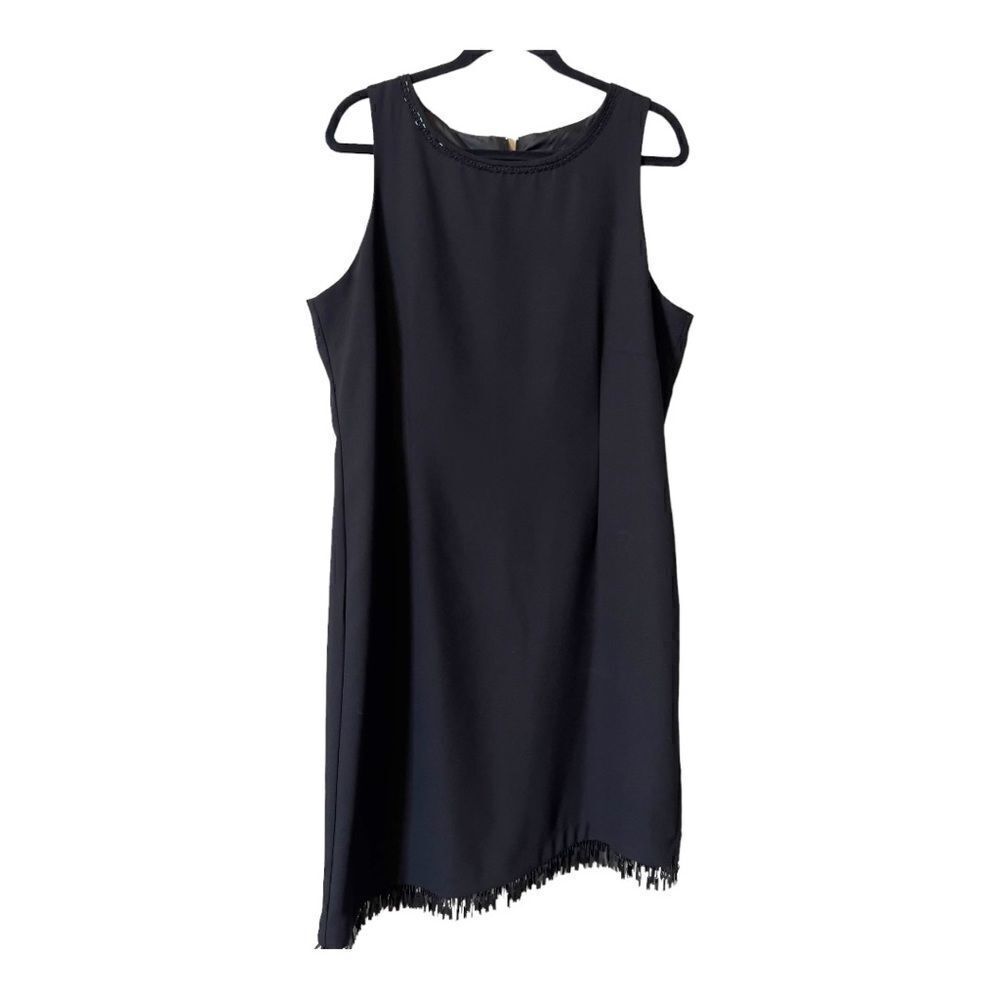 Studio I Women’s Sleeveless Black Embellished Asymmetrical Hem Size 18
